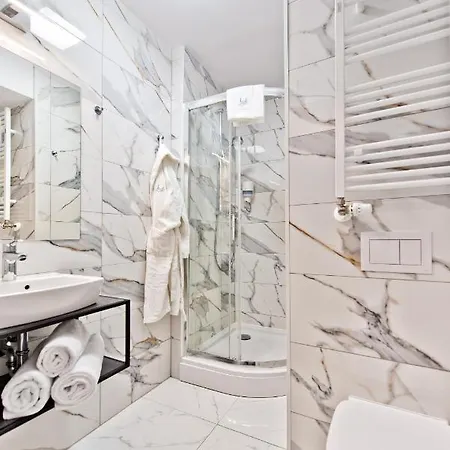 Sanatorium Uzdrowiskowe Lech コウォブジェク