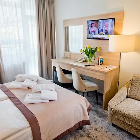 Sanatorium Uzdrowiskowe Lech リゾート 3*