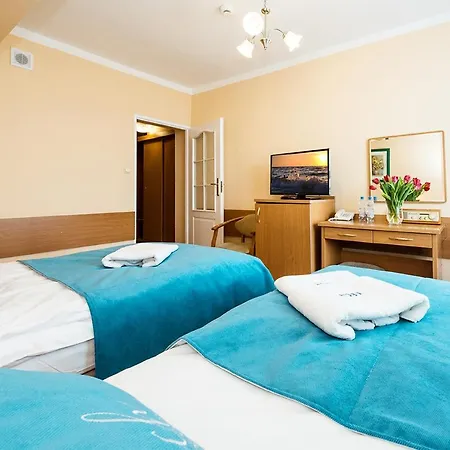 Sanatorium Uzdrowiskowe Lech リゾート 3*