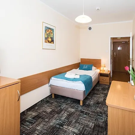 Sanatorium Uzdrowiskowe Lech リゾート 3*