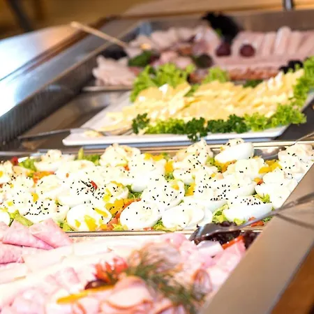 אתר נופש Sanatorium Uzdrowiskowe Lech קולובז'ג