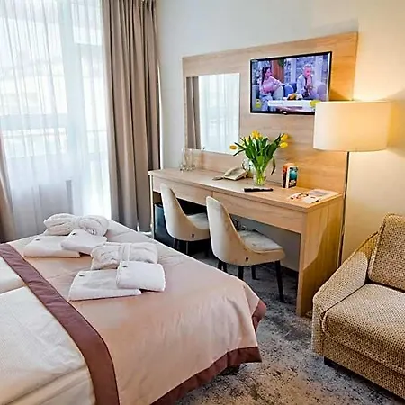 Sanatorium Uzdrowiskowe Lech منتجع 3*