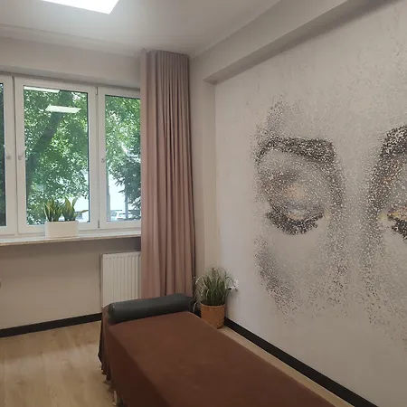 Sanatorium Uzdrowiskowe Lech 코워브제크